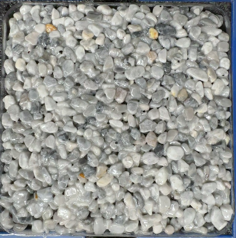 雾屿灰晶 | Misty Grey Crystal