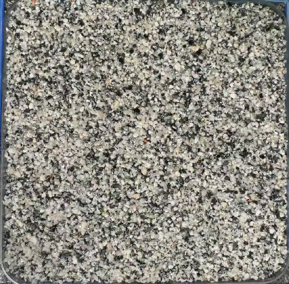 灰砂点墨 | Grey Sand & Black Dot