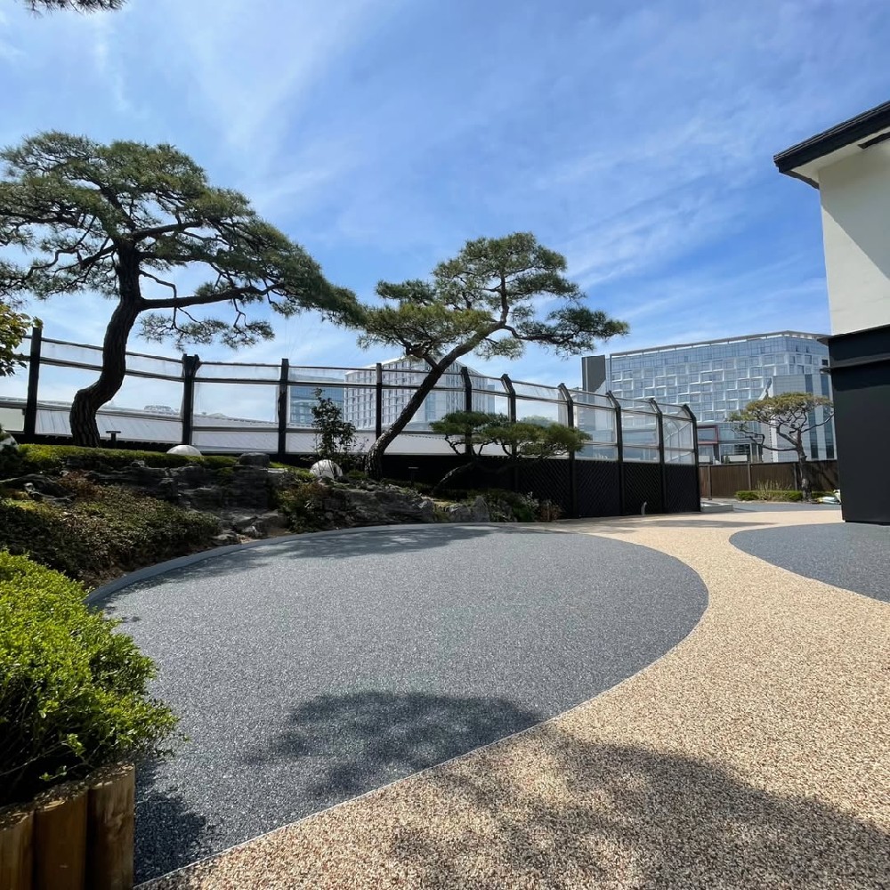 Zen Style Rooftop Courtyard Project