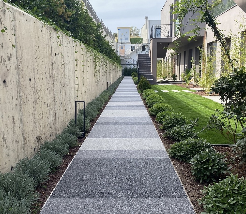Modern Courtyard Walkway Project