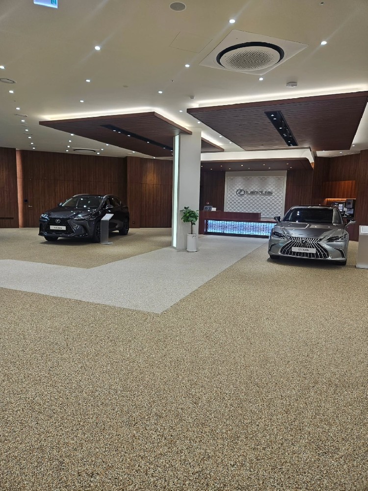 美蒂石丰田 & 雷克萨斯豪华汽车展厅地坪案例 | Meidis Resin Binder Toyota & Lexus Showroom Floor Case