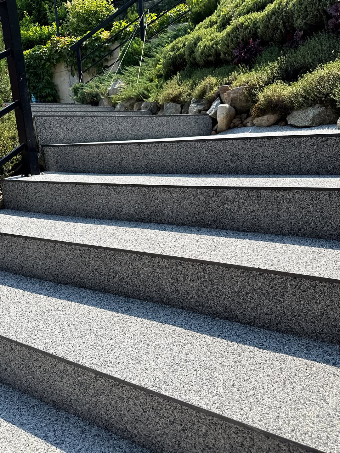美蒂石户外庭院台阶透水砾石地坪案例 | Meidis Resin Binder Courtyard Stair Pavement Case - 套装图