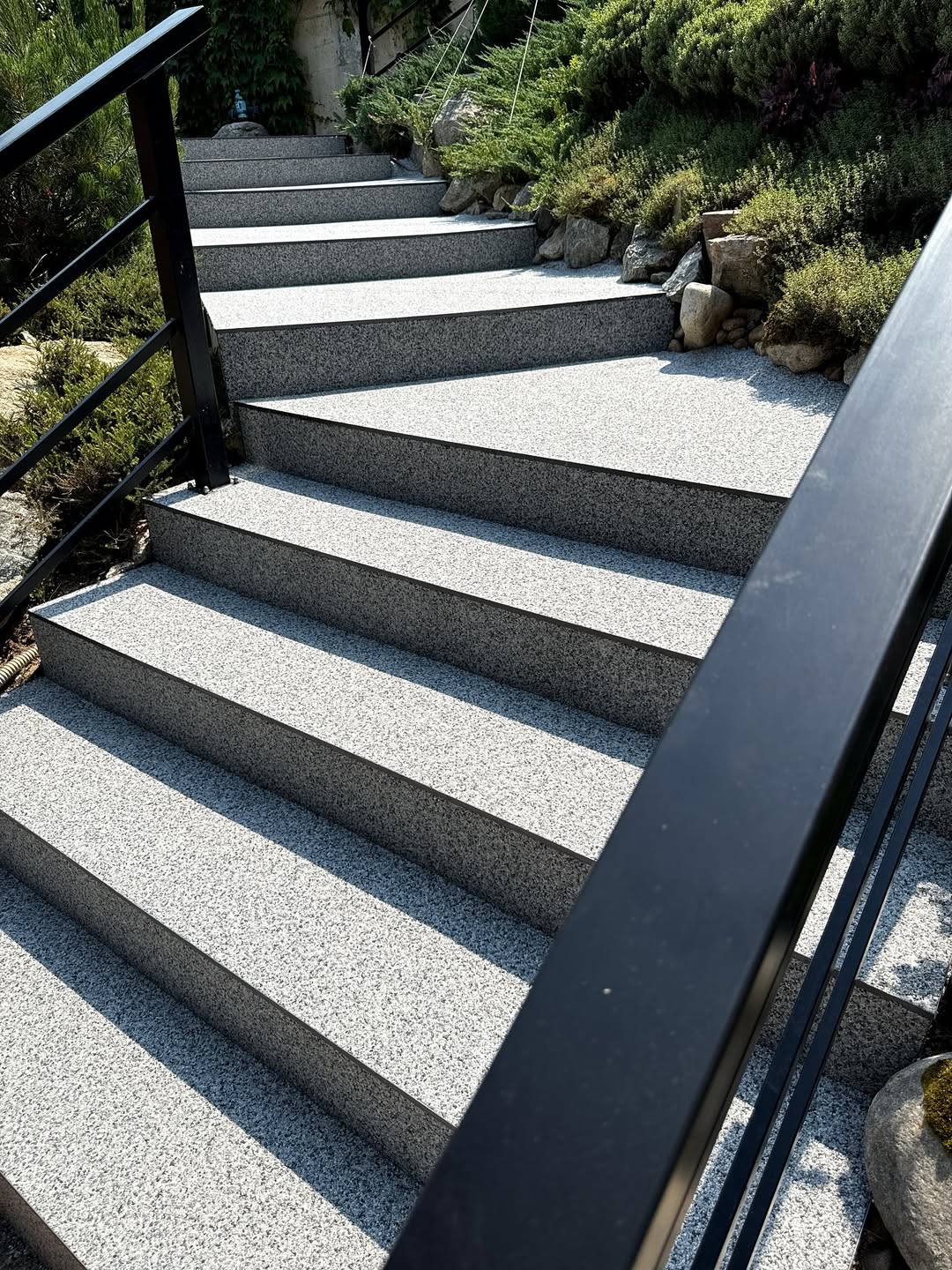 美蒂石户外庭院台阶透水砾石地坪案例 | Meidis Resin Binder Courtyard Stair Pavement Case - 套装图