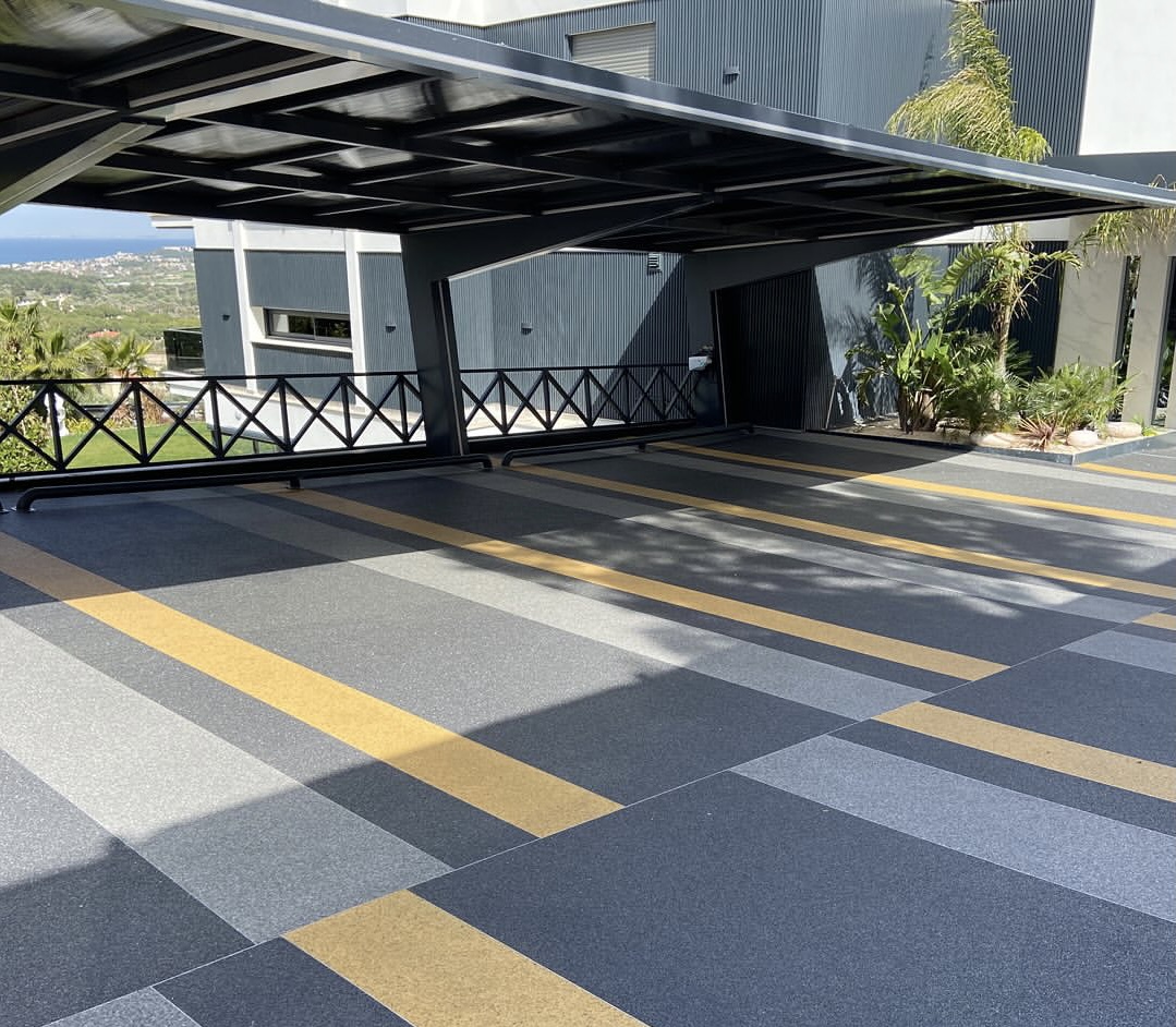 美蒂石现代别墅车库坡道多色拼色地坪案例 | Meidis Resin Binder Villa Driveway Multi-Color Pavement - 套装图