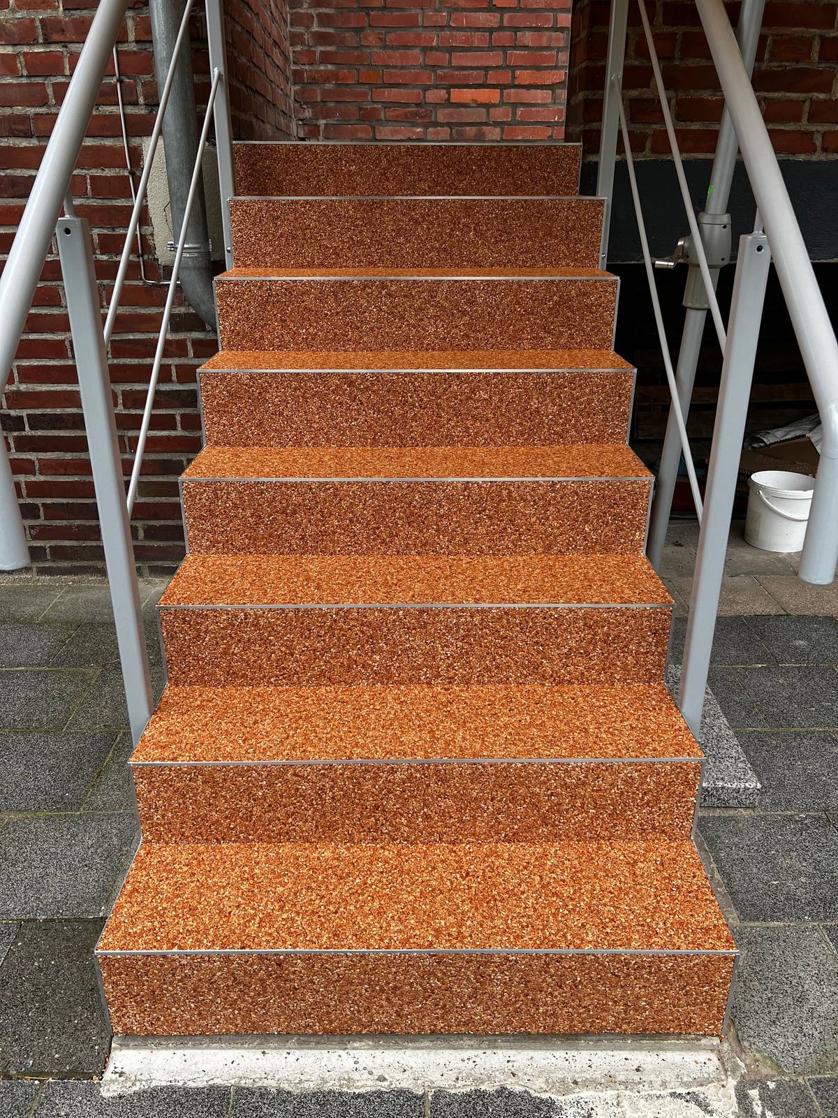 美蒂石红砖别墅暖棕一体式砾石台阶改造案例 | Meidis Resin Binder Red Brick Villa Warm Brown Stair Renovation - 套装图