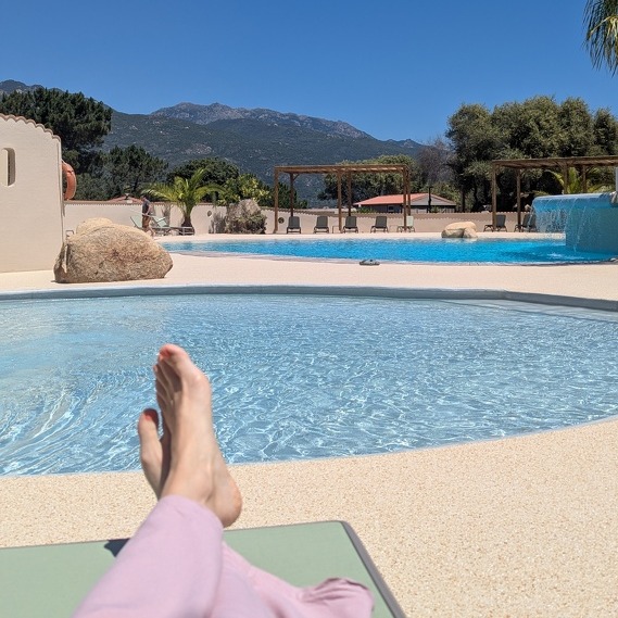 美蒂石南法度假泳池柔光砾石露台 | Meidis Luxury Provençal Resort Sand-Tone Pool Terrace - 套装图