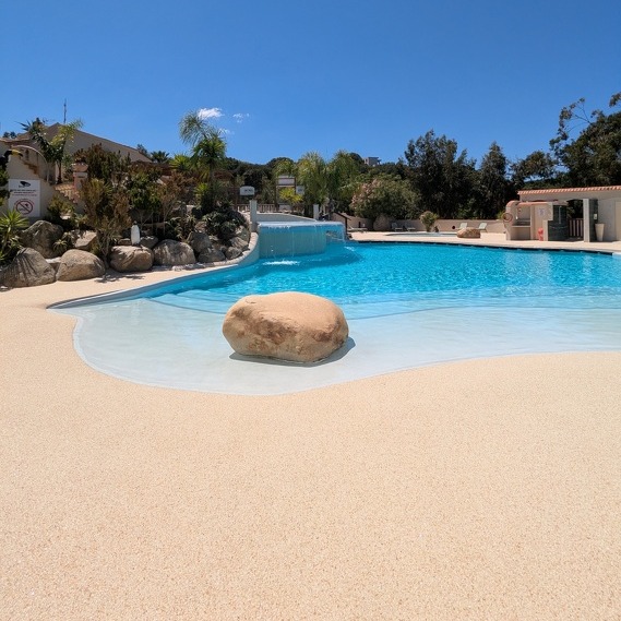 美蒂石南法度假泳池柔光砾石露台 | Meidis Luxury Provençal Resort Sand-Tone Pool Terrace - 套装图